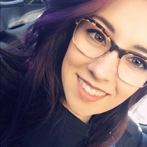 Meet your Posher, Lexi